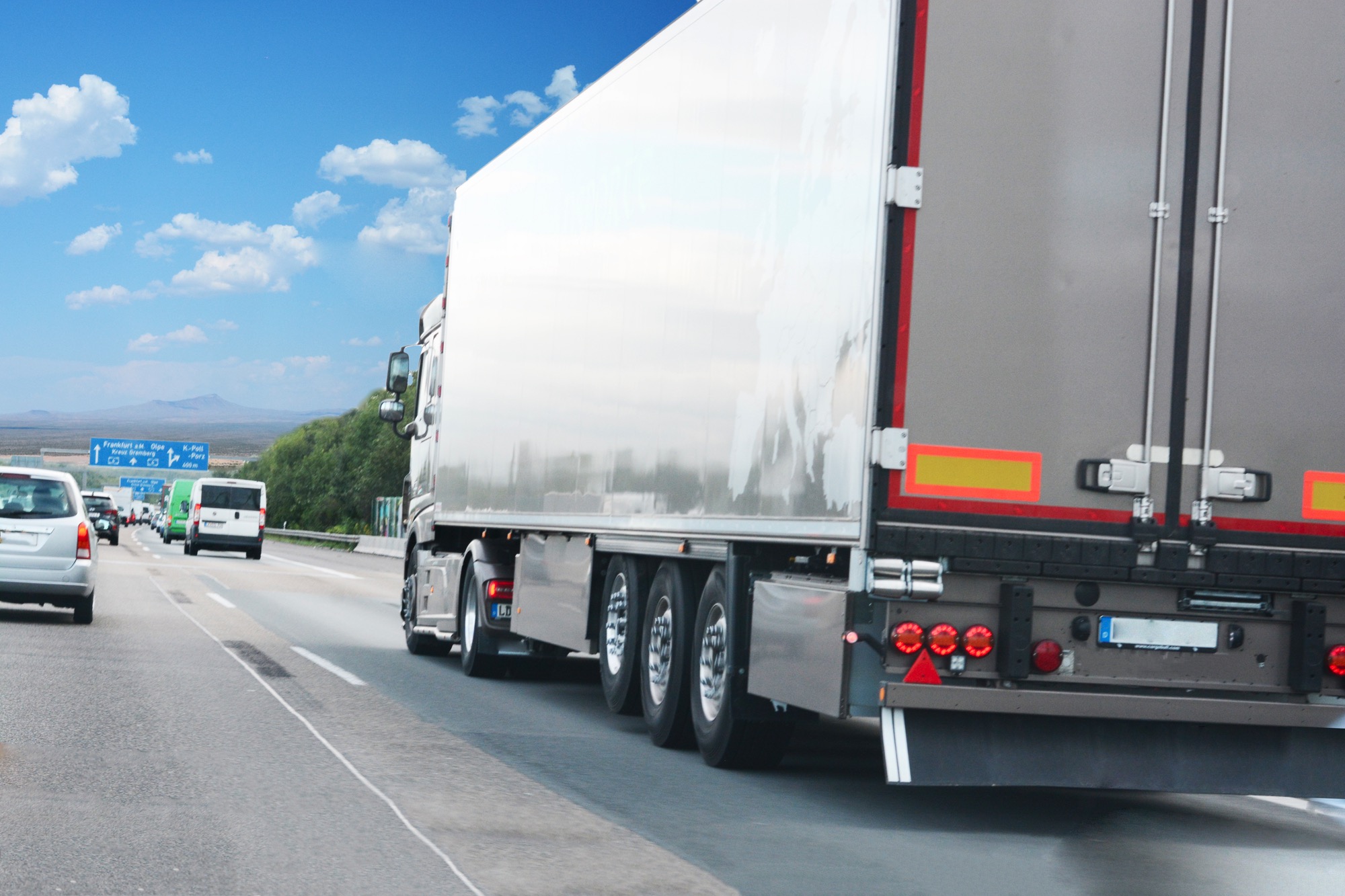 AdobeStock 245805184 - Freight transport services Europe